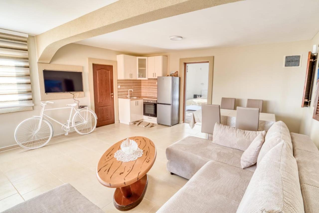 Apartamento Savovic_Lux Petrovac Exterior foto